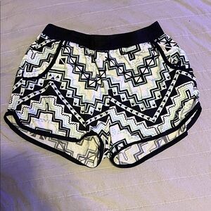 Black & White Aztec Print Women's Lounge Shorts